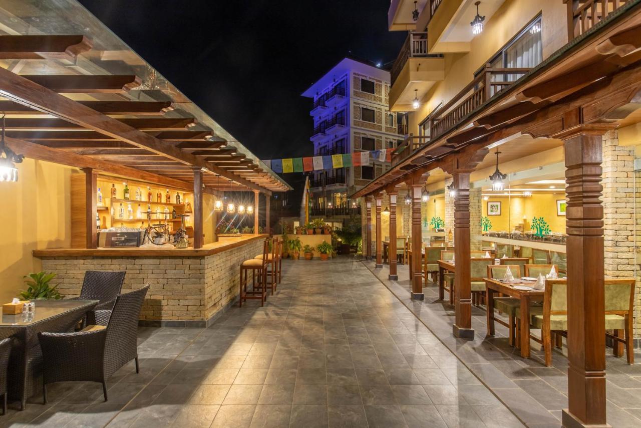 Bar Peepal Resort Pokhara Exterior foto The Terrace at the hotel