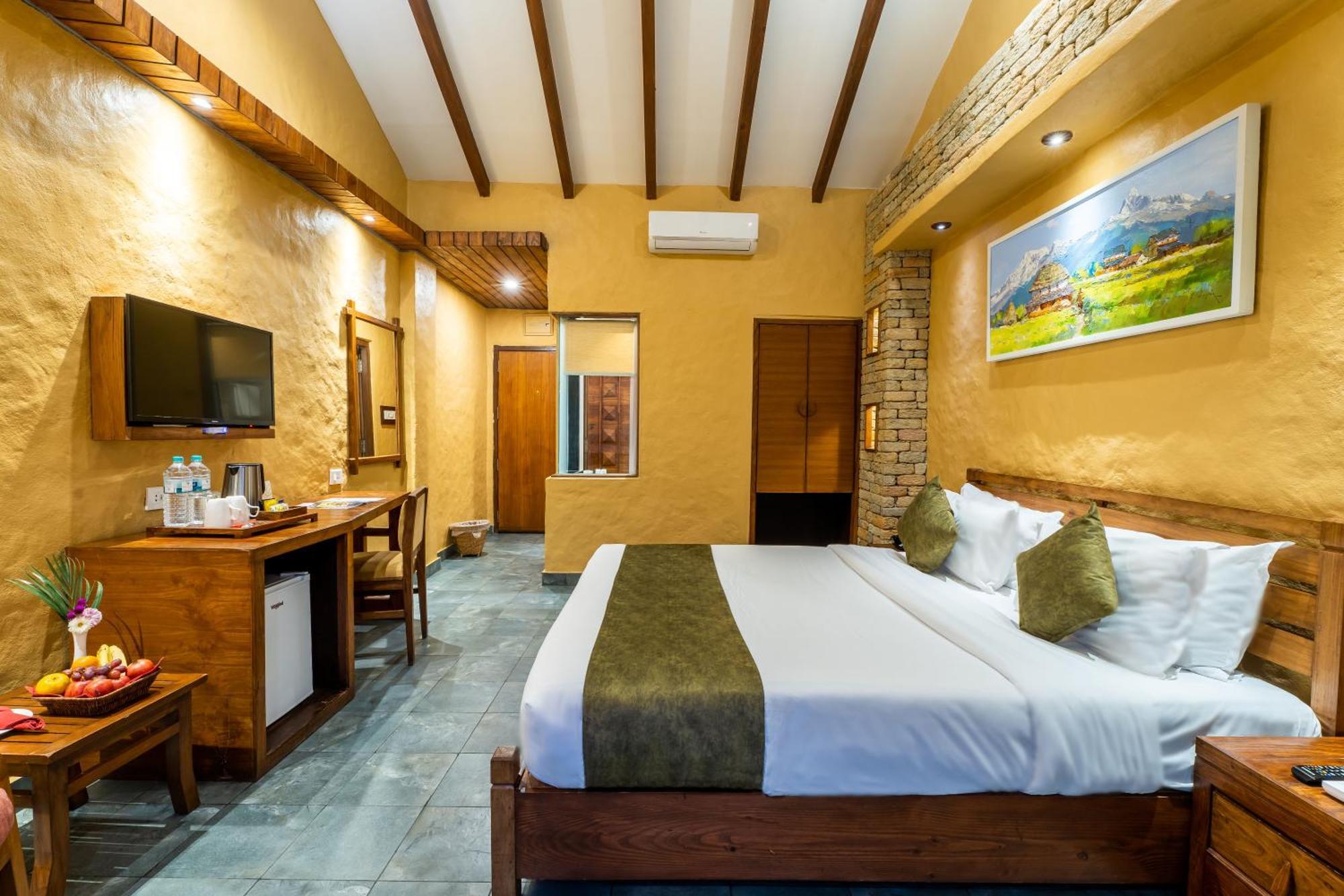 Bar Peepal Resort Pokhara Exterior foto Deluxe Room